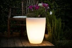 Shining Pot "Curvy" - Leuchte (LED), S 19 Shining Pot "Curvy" - Leuchte (LED), S -Pflanzensamen Rabatt 8 seasons design shining pot curvy leuchte led 1185147 de