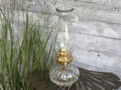 Antike Petroleumlampe -Pflanzensamen Rabatt chic antique antike petroleumlampe 1506005 de