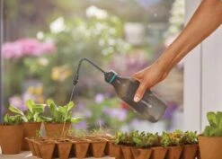 Gardena Softsprüher 0,45 L -Pflanzensamen Rabatt gardena softsprueher 045 l 1 st 1672536 de