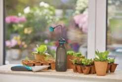 Gardena Softsprüher 0,45 L -Pflanzensamen Rabatt gardena softsprueher 045 l 1 st 1672542 de