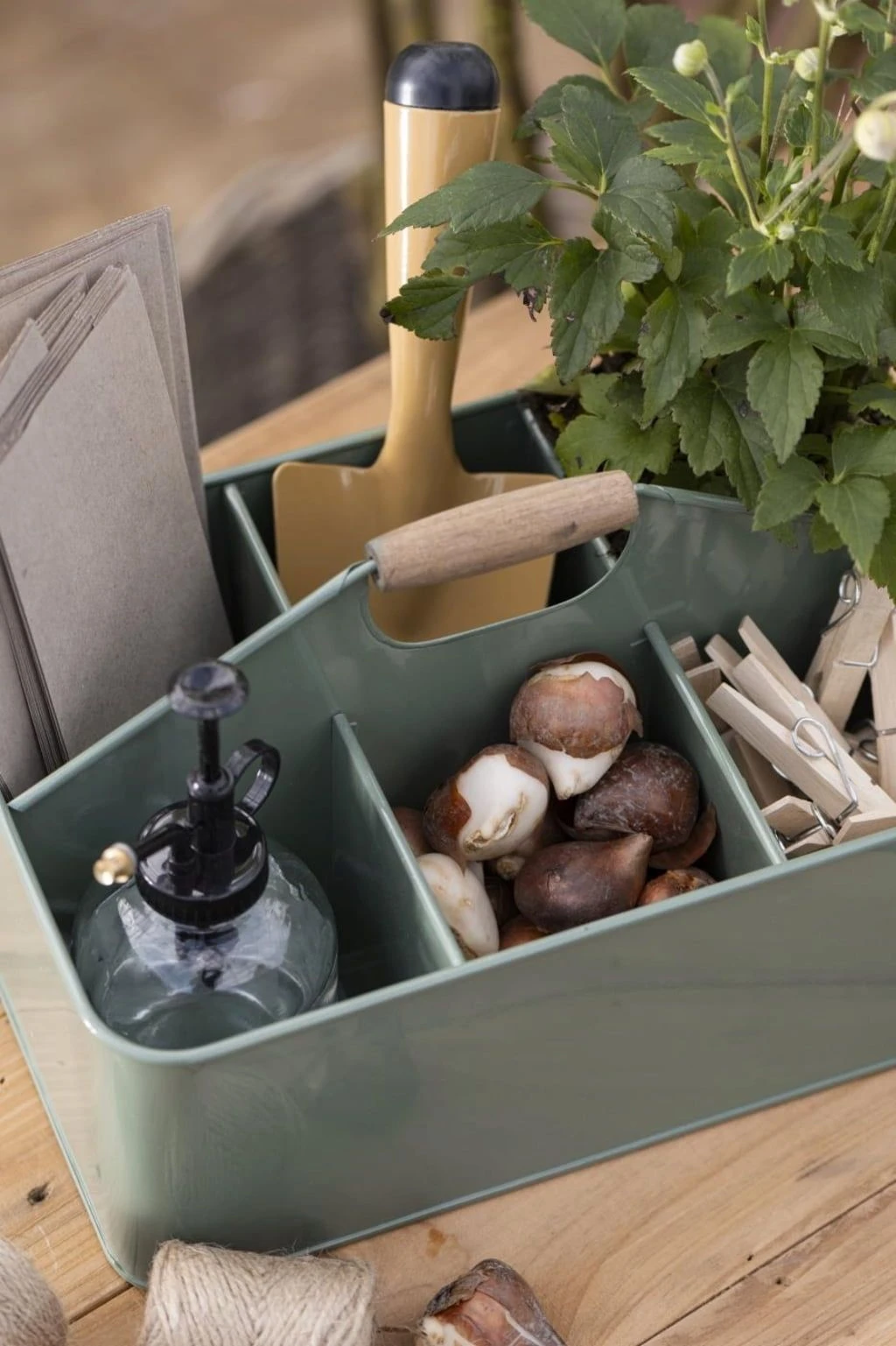 Metall-Kiste 6 Fächer, Grün 3 Metall-Kiste 6 Fächer, Grün